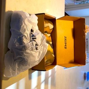 SKIMS S/M cozy knit wrap top smoke color